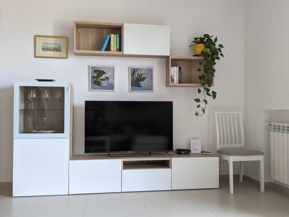 La Casa Dei Due Mari - Large Apartment With Parking タラント エクステリア 写真