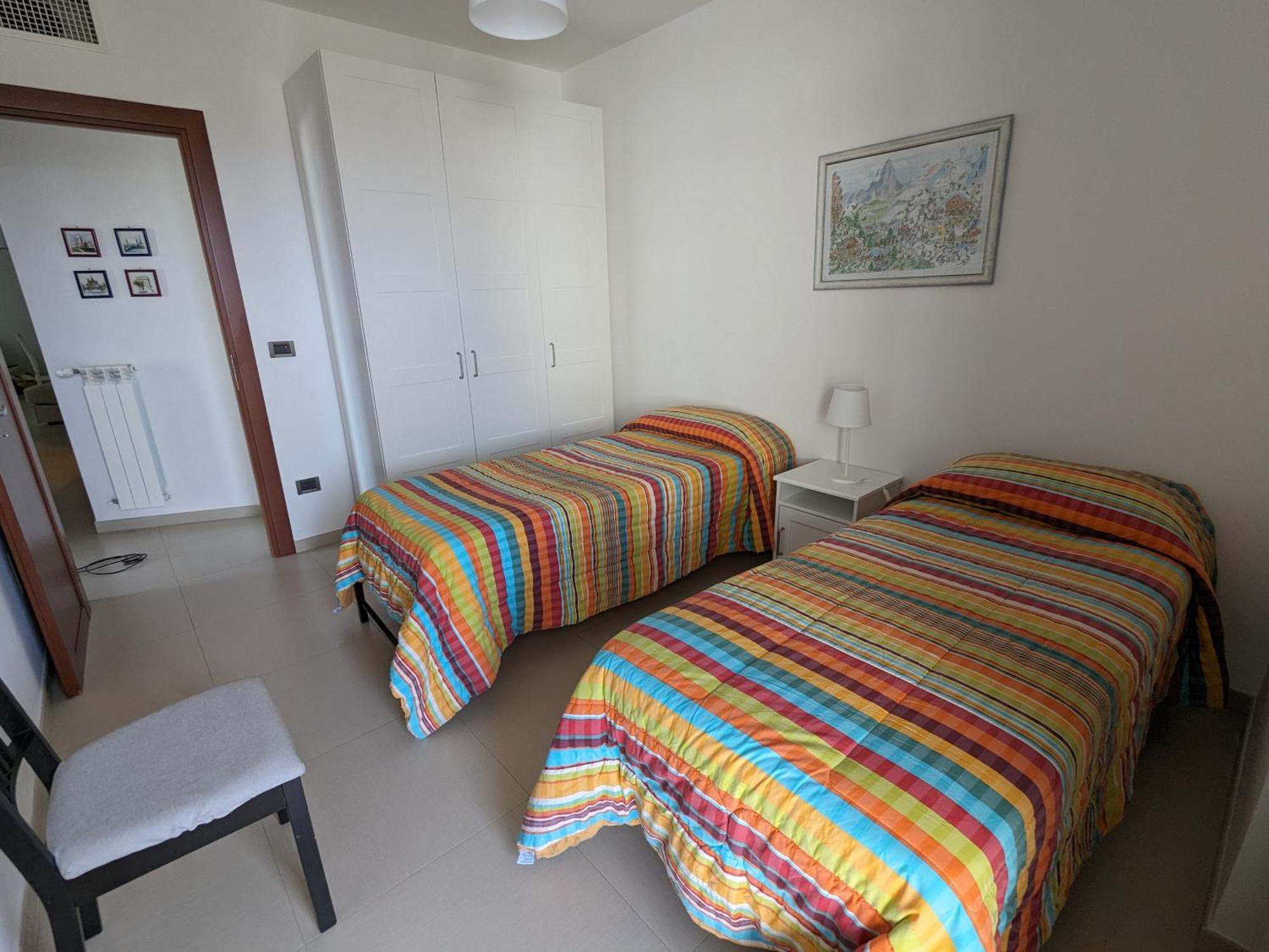 La Casa Dei Due Mari - Large Apartment With Parking タラント エクステリア 写真